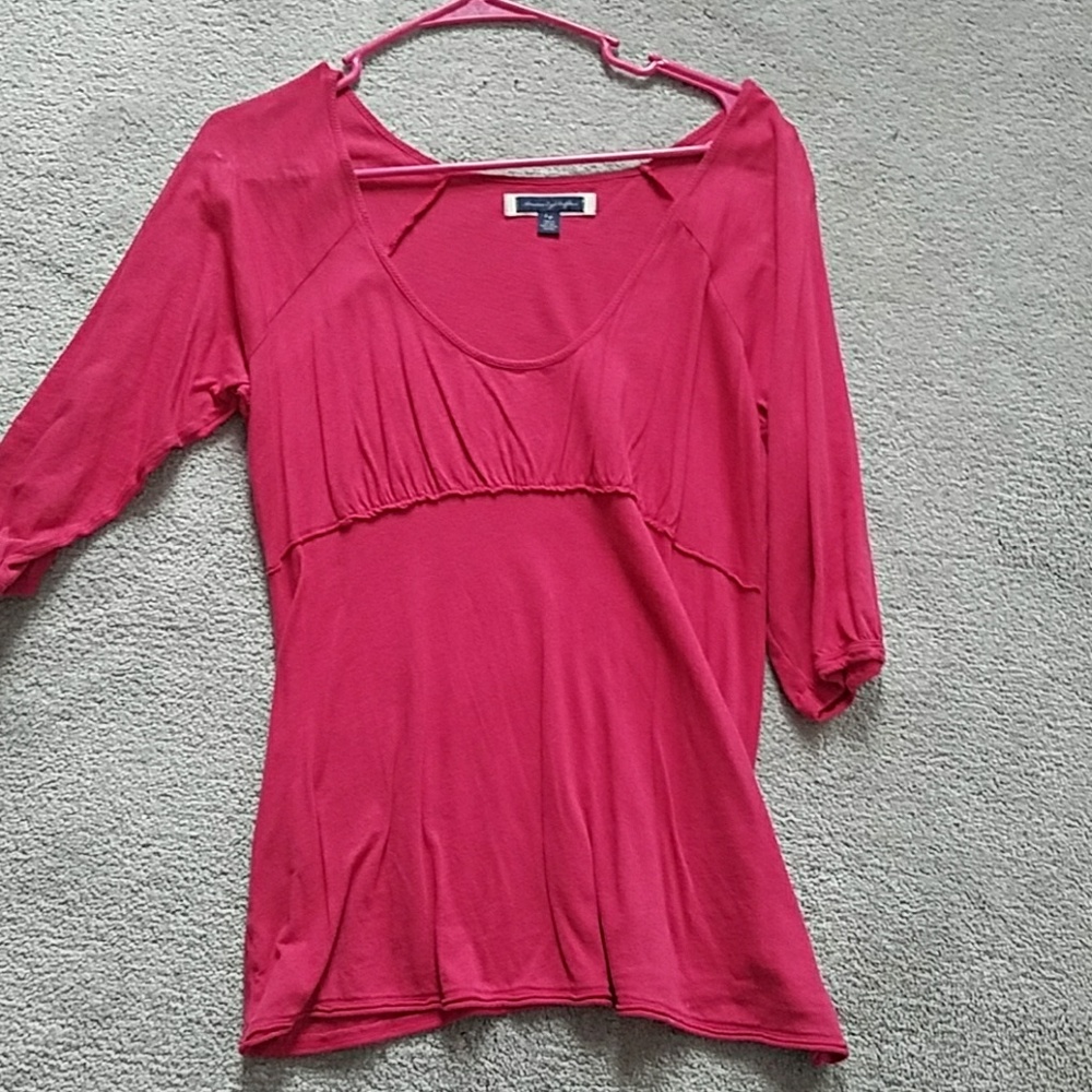 quarter sleeve top